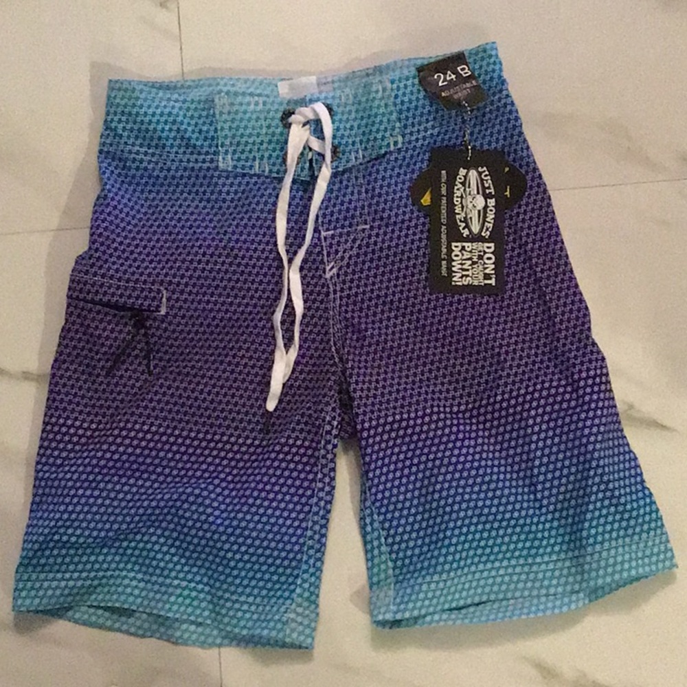 Just bones ocean current shorts